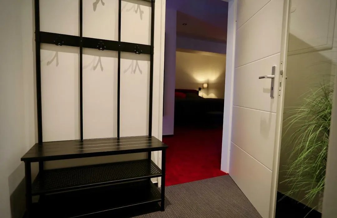 Elsaesser Hostel-1